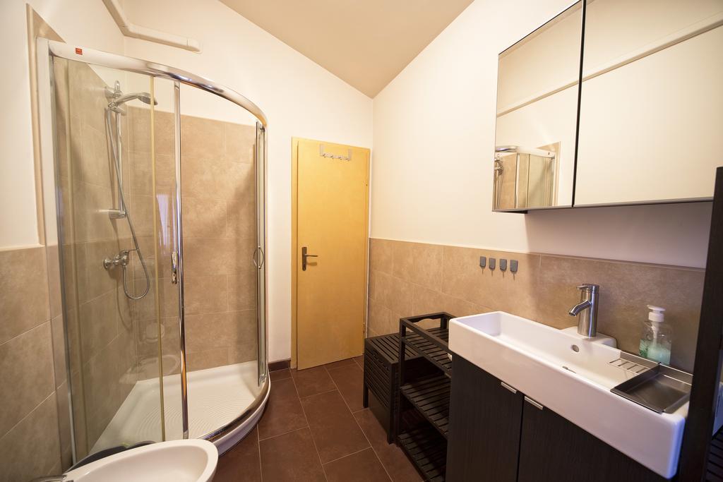 Apartments Michelle Umag Rum bild