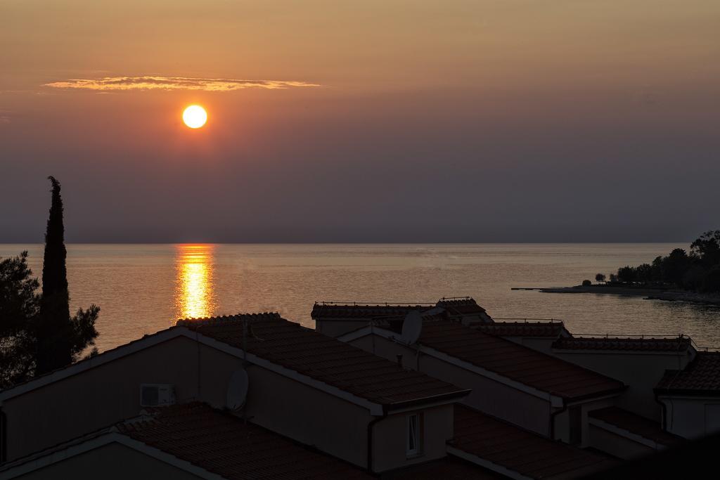 Apartments Michelle Umag Rum bild