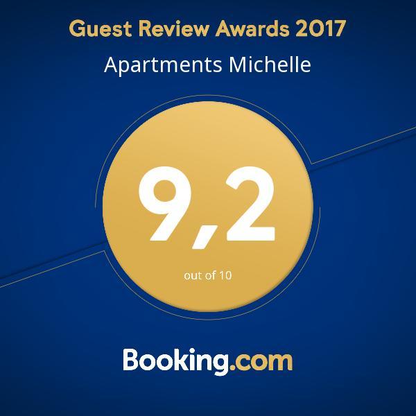 Apartments Michelle Umag Exteriör bild